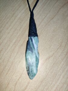 New pounamu lashing and binding