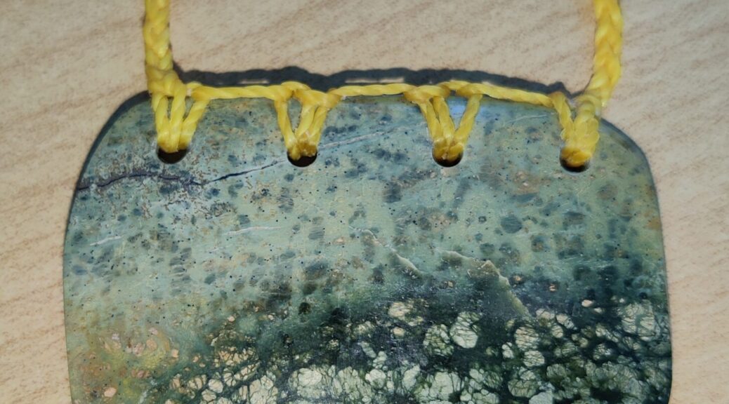 pounamu for sale, with ring bolt lashing